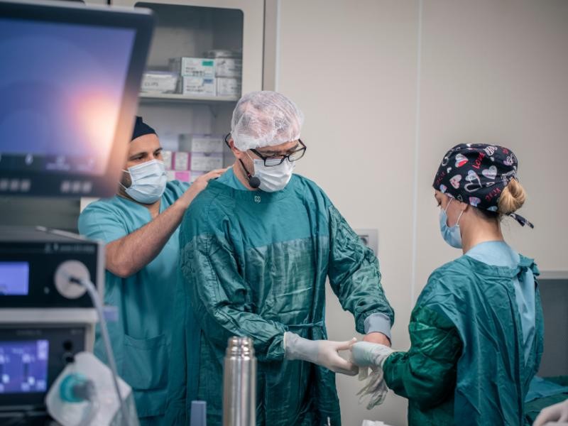 Erro médico em cirurgia: Como agir?